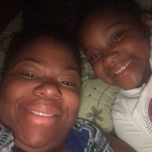 Meet your Posher, Sandy